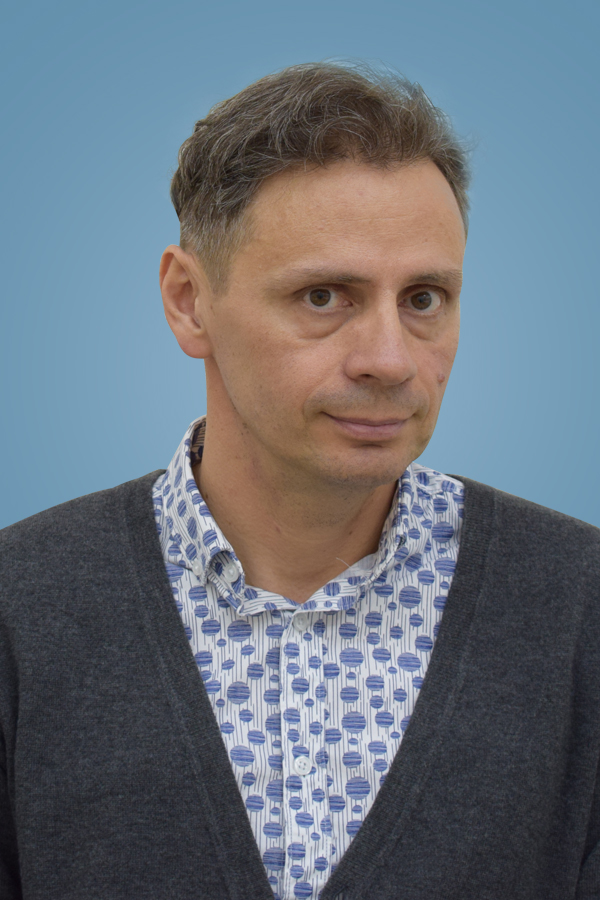 Bondor Gyula dr